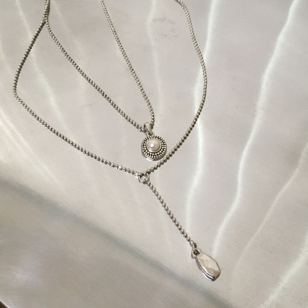 Lucky Brand Lariat Necklace - Silver and Pearl